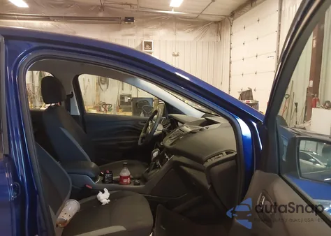 2016 Ford Escape S z USA, uszkodzony, nr VIN 1FMCU0F76GUC09960